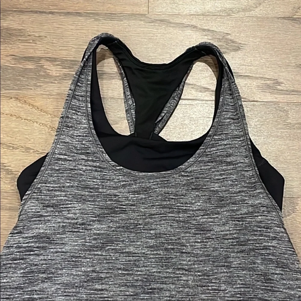 Lululemon Grey Twist Back Tank With Built In Sports Bra - Size 4